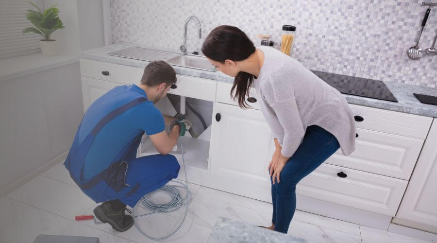 Professional water heater repair in Badger, CA